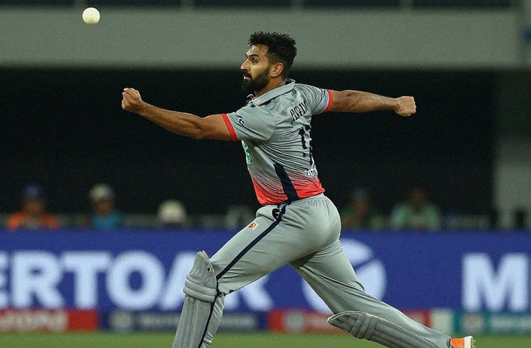 ব্লকচেইন যখন ক্রিকেটের গ্যালারিতে ঢোকে: ফ্যান-টোকেন, এনএফটি আর মানুষের সম্পর্ক