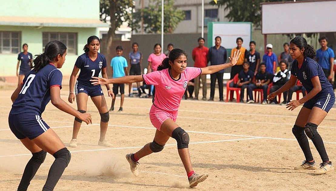 ৩৭–৩৪: যে স্কোরলাইন এখনো মাঠে নামেনি